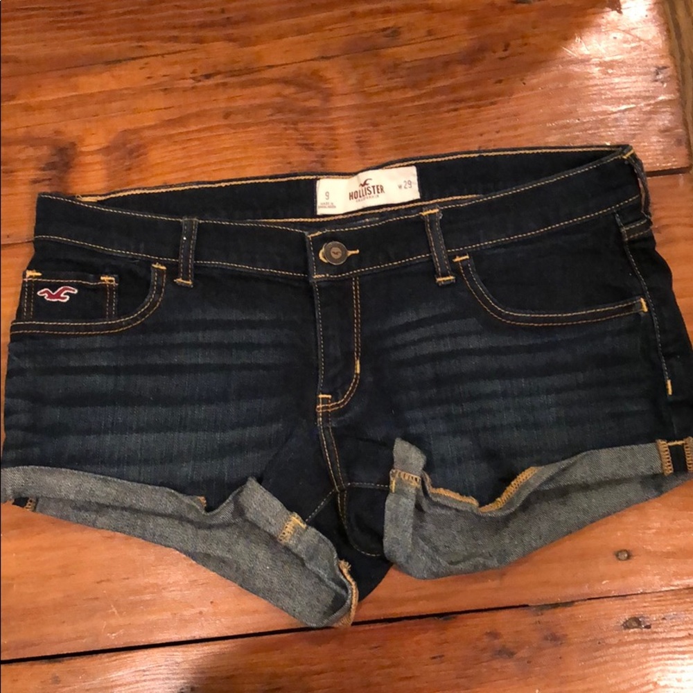 Short shorts